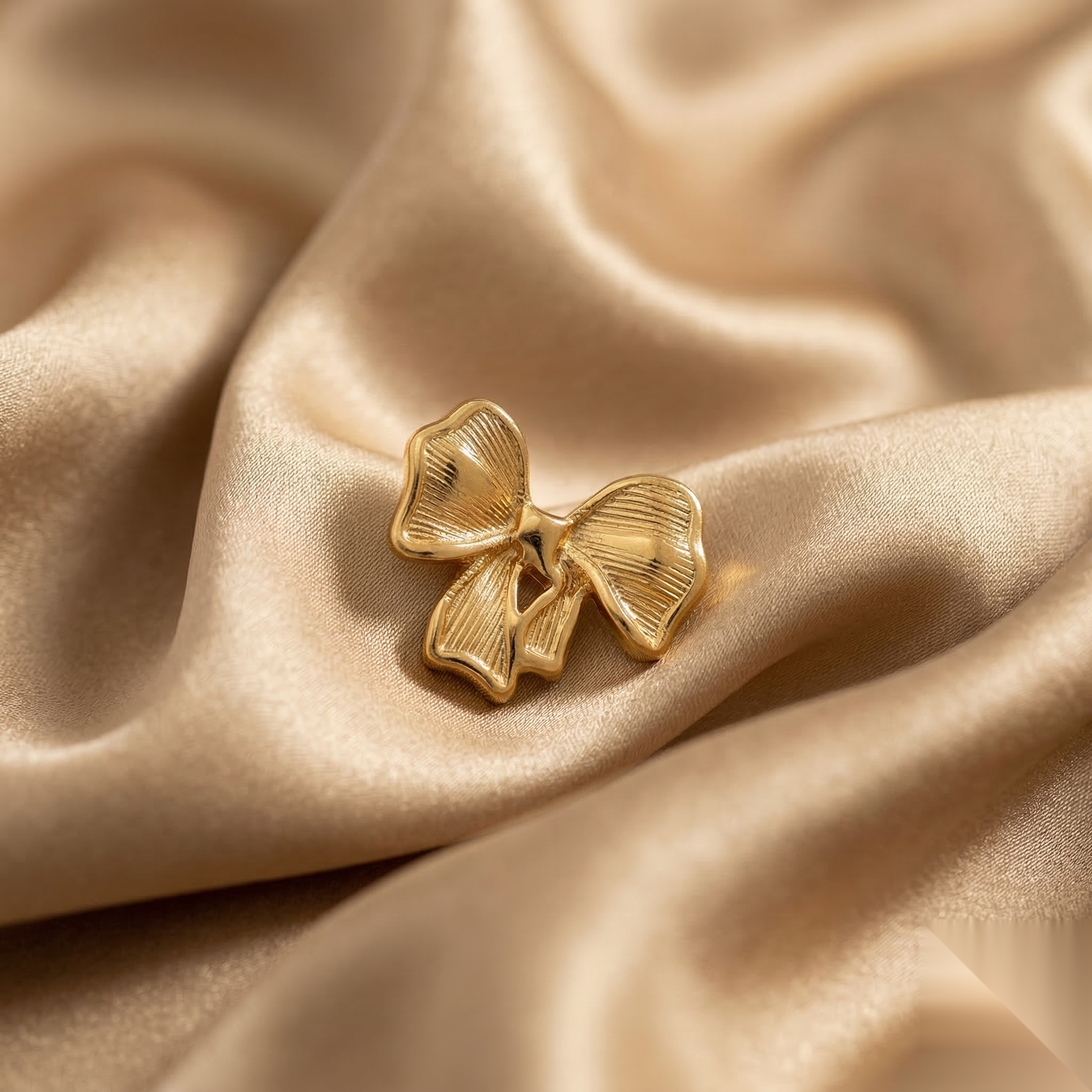 Gilded Ribbon Studs