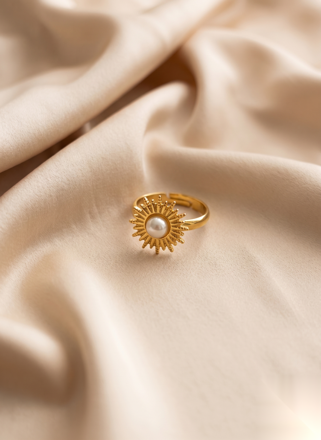 Sun & Pearl Ring