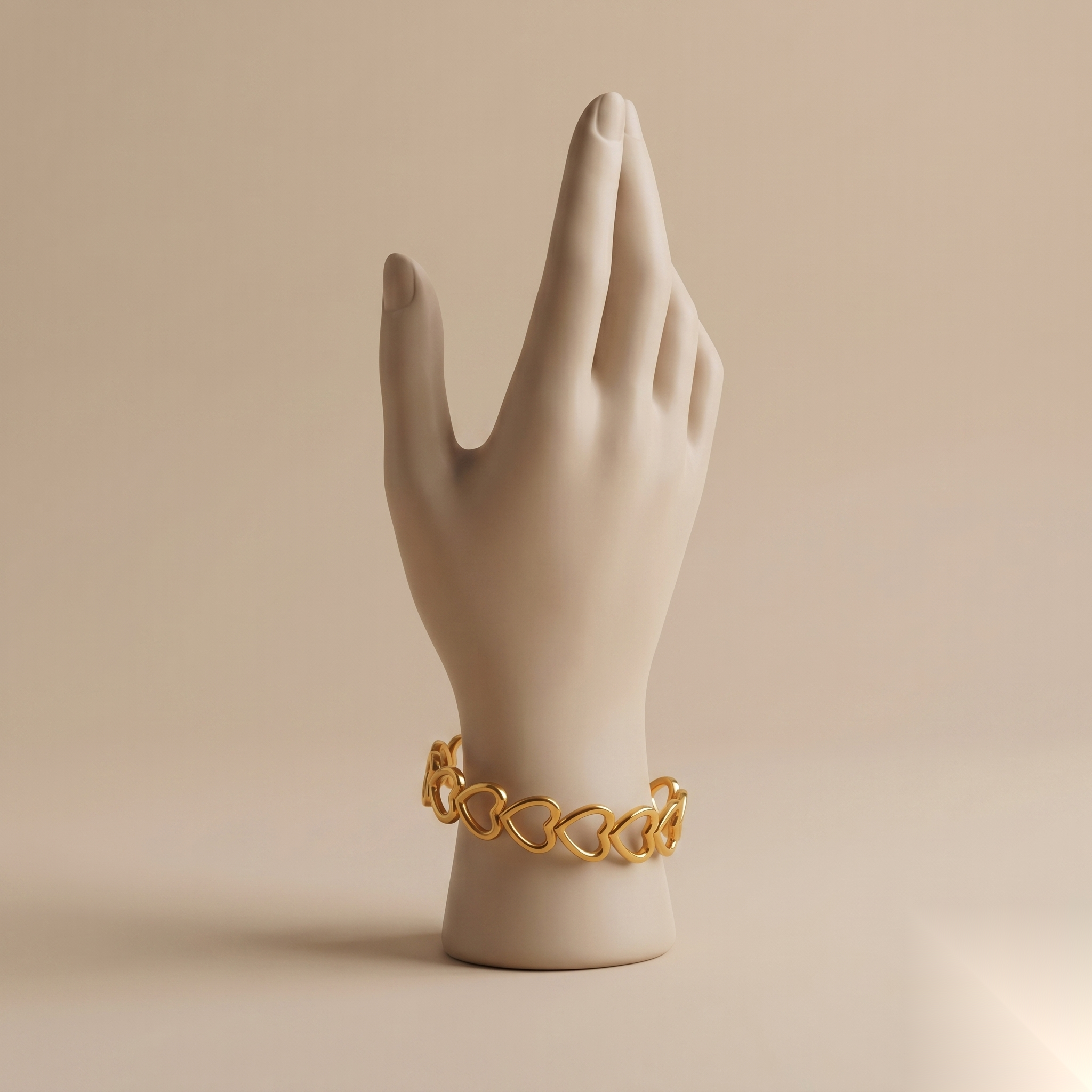 Amour Infinite Heart Cuff